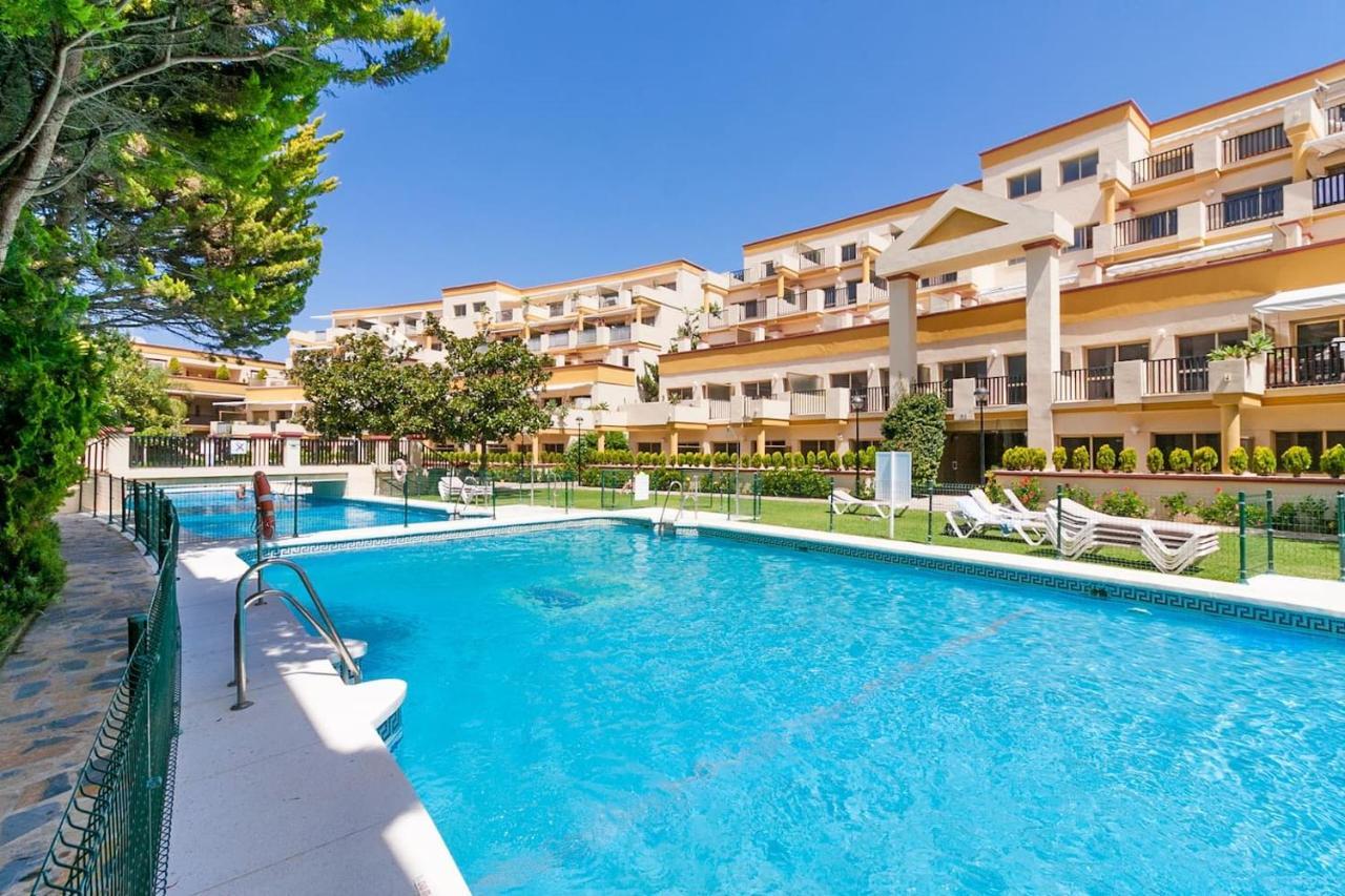 Apartamento OleHolidays 325 Romana Playa vistas al mar Marbella Exterior foto